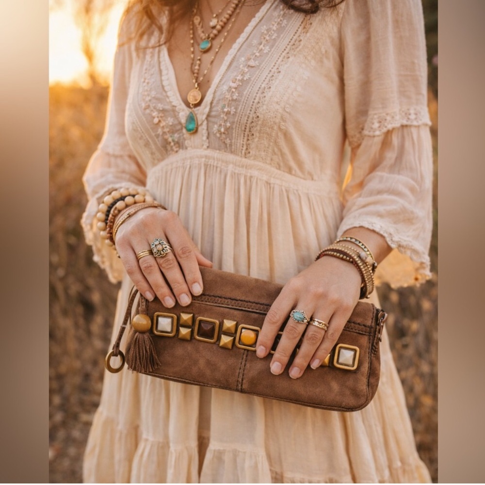 Vintage Fossil Fifty-Four Leather Bag with studs, key and rose charm EUC